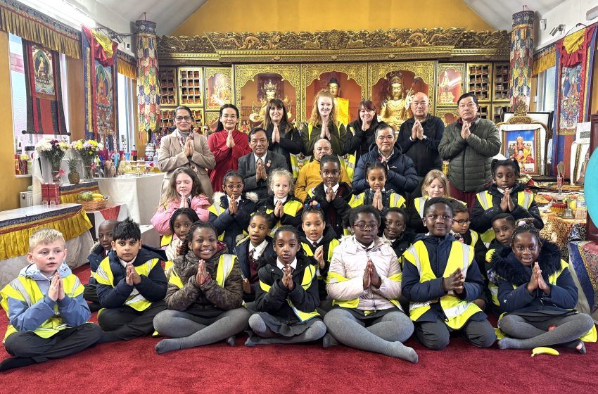  ST THOMAS SCHOOL STUDENTS  EDUCATIONAL TOUR AT DBC UK TEMPLE
