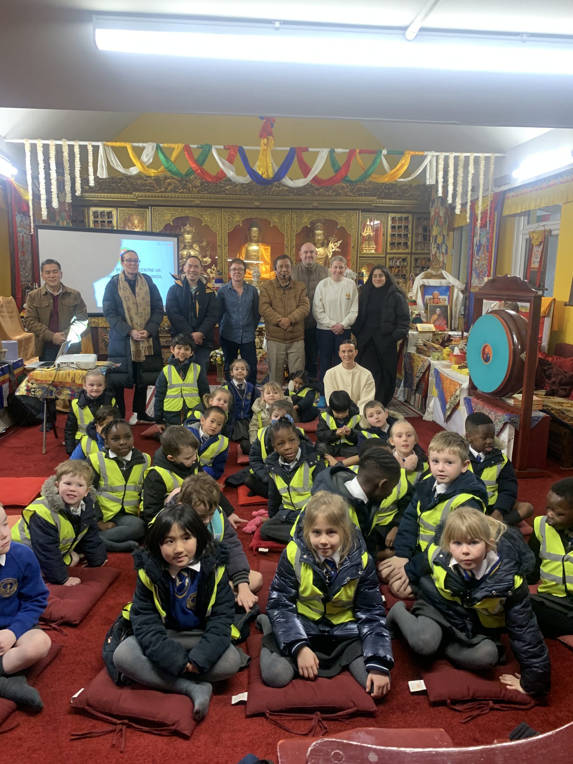 SCHOOL STUDENTS EDUCATIONAL VISIT TO DBC UK TEMPLE