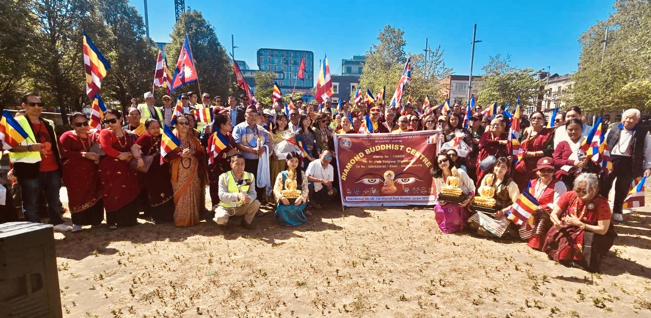  डायमन्ड बुध्दिस्ट सेन्टर यूकेले २५७०औं बुध्द जयन्ती भव्यताकॊ साथ मनायॊ ।