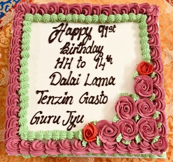  DIAMOND BUDDHIST CENTRE UK CELEBRATED H.H. DALAI LAMA ‘s 91st BIRTH ANNIVERSARY – डायमण्ड बुद्धिस्ट सेन्टर यूकेले पावन पूज्य गुरु दलाई लामाकॊ ९१औं वर्षगाँठ मनायॊ ।
